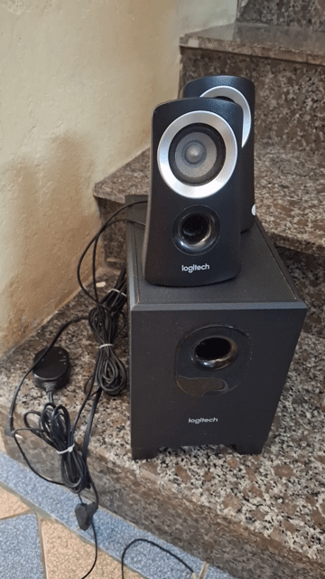 Loa mini Logitech Đen Mới Âm thanh sống động. Mua bán Tivi, Âm thanh tại Quận Sơn Trà Đà Nẵng được đăng bởi nhan dang hình 1