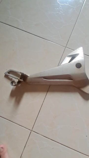 Gác chân sau Honda Funeo  Phải. Mua bán Phụ tùng xe tại Thành phố Thủ Đức Tp Hồ Chí Minh được đăng bởi thanh sang hình 1