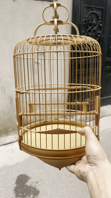 Lồng chim tre màu nâu size 26. Mua bán Phụ kiện, Thức ăn, Dịch vụ tại Quận Tây Hồ Hà Nội được đăng bởi Anh Đỗ hình 1