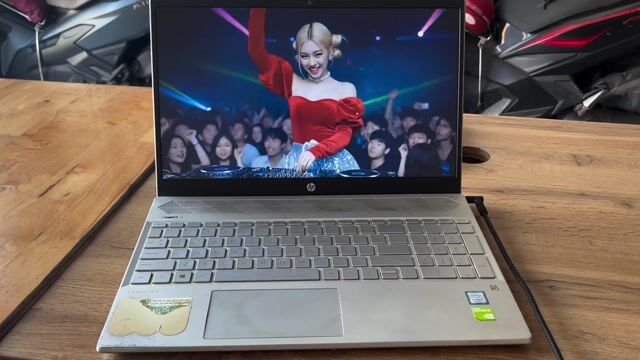 HP Pavilion 15 i5-8250U 12GB. Mua bán Laptop tại Thành phố Thủ Đức Tp Hồ Chí Minh được đăng bởi Cầm đồ gia minh lãi suất 2 phần trăm hình 1