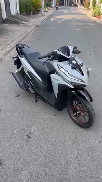 Honda Vario 125 2018 Xám 18000 km. Mua bán Xe máy tại Thành phố Thủ Đức Tp Hồ Chí Minh được đăng bởi Xe máy THẢO VY  hình 1