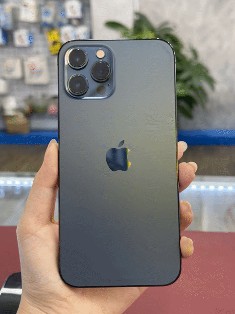 iPhone 12 Pro Max 128GB Xanh , Xước màn. Mua bán Điện thoại tại Thành phố Thủ Dầu Một Bình Dương được đăng bởi Phong Le hình 1