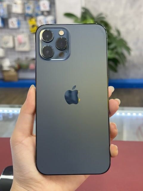 iPhone 12 Pro Max 128GB Xanh , Xước màn. Mua bán Điện thoại tại Thành phố Thủ Dầu Một Bình Dương được đăng bởi Phong Le hình 1