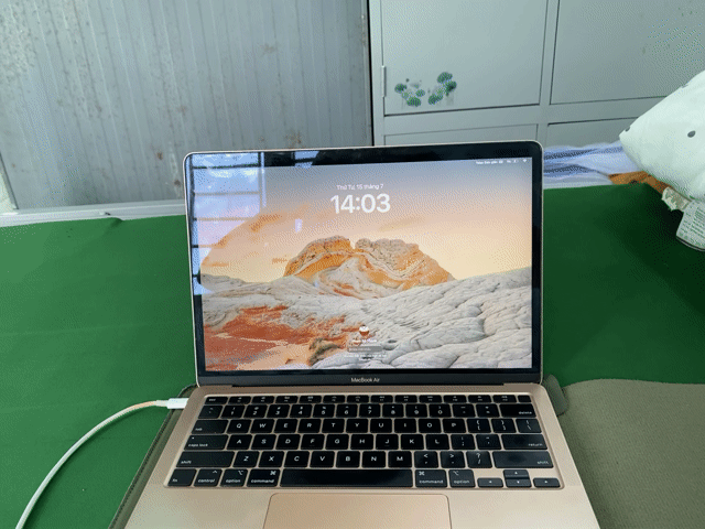 Apple MacBook Air 2020 Vàng hồng USA. Mua bán Laptop tại Thành phố Đà Lạt Lâm Đồng được đăng bởi Pham Bá Thanh hình 1