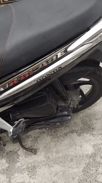 Honda Airblade FI mầu đen chính chủ  Đã sử dụng. Mua bán Xe máy tại Quận Hoàng Mai Hà Nội được đăng bởi Mr tín  hình 1