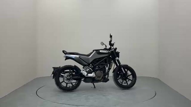 Husqvarna Svartpilen 200 Đen 20.000 km. Mua bán Xe máy tại Quận Gò Vấp Tp Hồ Chí Minh được đăng bởi iMotorbike Viet Nam hình 1
