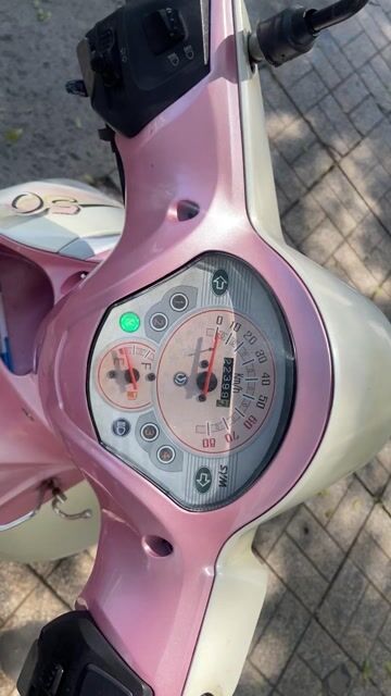 SYM Angela 50cc Trắng hồng xe đẹp candy,wave,si50. Mua bán Xe máy tại Quận Tân Phú Tp Hồ Chí Minh được đăng bởi A nhân hình 1