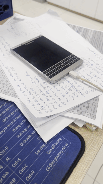 BlackBerry Passport. Mua bán Điện thoại tại Quận 10 Tp Hồ Chí Minh được đăng bởi nguyễn ngọc sơn hình 1