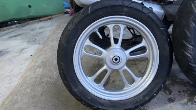 Mâm scoopy 2022 zin Sơn lại mới. Mua bán Phụ tùng xe tại Huyện Bình Tân Vĩnh Long được đăng bởi Bột hình 1