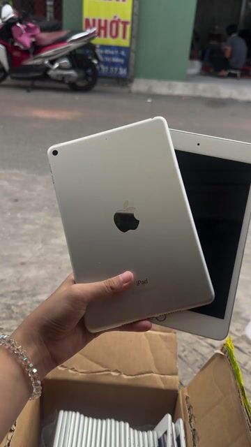 Apple iPad Mini 5 Wifi. Mua bán Máy tính bảng tại Quận Bình Tân Tp Hồ Chí Minh được đăng bởi Lelepad hình 1