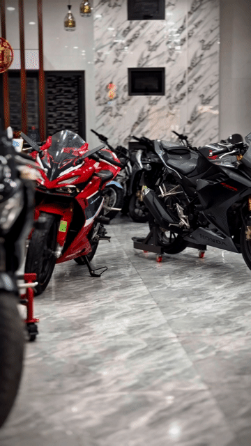 Honda CBR150R ABS Nhiều Đồ Chơi. Mua bán Xe máy tại Quận Thanh Khê Đà Nẵng được đăng bởi Xe Máy Đức Vũ 658 Trần Cao Vân hình 1