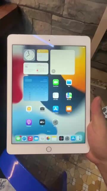 Ipad air 2 16GB Wifi. Máy full chức năng, Full PK. Mua bán Máy tính bảng tại Quận Hai Bà Trưng Hà Nội được đăng bởi Đỗ Trung Hiếu hình 1
