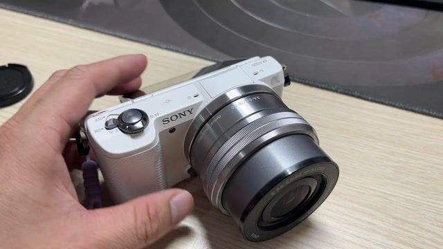 Máy ảnh Sony Alpha 5000 Trắng. Mua bán Máy ảnh, Máy quay tại Quận Thanh Khê Đà Nẵng được đăng bởi An hình 1