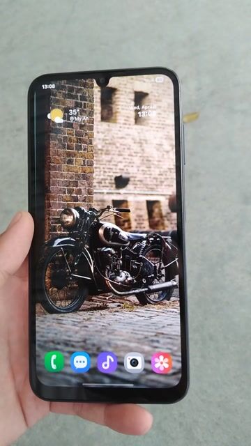 Samsung A25 5G 8/128G 99%. Mua bán Điện thoại tại Huyện Chợ Mới An Giang được đăng bởi Tran Gia hình 1