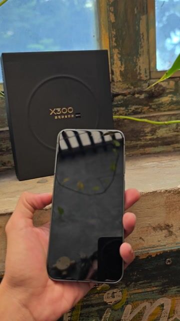 Vivo X300 256GB Đen Nội Địa Fullbox Like New. Mua bán Điện thoại tại Quận 3 Tp Hồ Chí Minh được đăng bởi Minh Phạm  hình 1