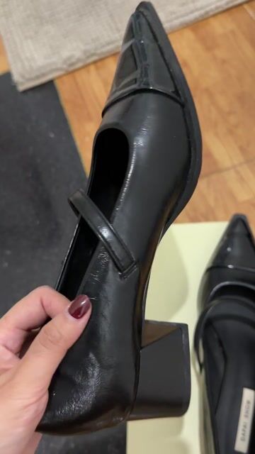 Giày cao gót Nữ Da bóng Đen size 38. Mua bán Giày dép tại Quận 3 Tp Hồ Chí Minh được đăng bởi Xuân Hương hình 1