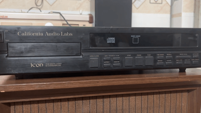 Đầu CD California Audio Labs Icon Đen. Mua bán Tivi, Âm thanh tại Quận Tân Bình Tp Hồ Chí Minh được đăng bởi huy  hình 1