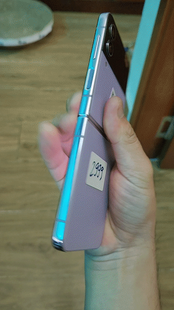 Samsung Galaxy Z Flip4 256GB Tím. Mua bán Điện thoại tại Huyện Bình Chánh Tp Hồ Chí Minh được đăng bởi Thảo Samsung hình 1