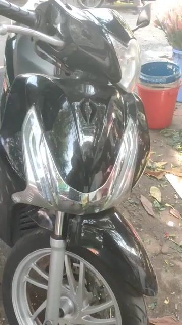 Honda SH Đen. Mua bán Xe máy tại Quận Bình Thạnh Tp Hồ Chí Minh được đăng bởi Lê Hằng hình 1