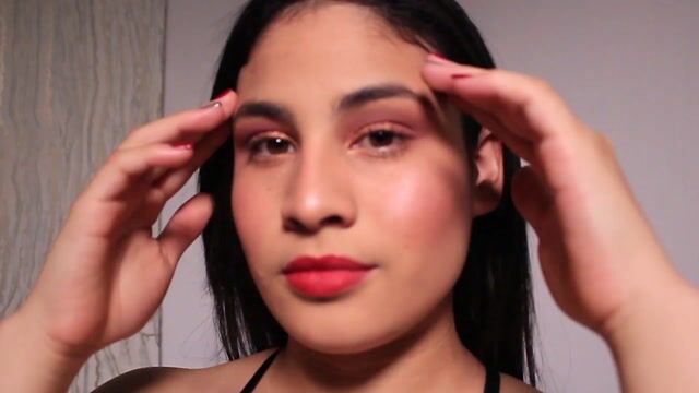 Model - Valery Soto bigtits