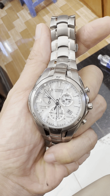 Đồng hồ Citizen Eco-Drive Chronograph. Mua bán Đồng hồ tại Thị xã Tân Uyên Bình Dương được đăng bởi Đại Lợi Store hình 1