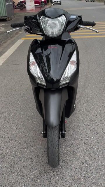 Vison 2018 chính chủ máy bao zin êm miễn bàn. Mua bán Xe máy tại Thành phố Nam Định Nam Định được đăng bởi Bảo Nhi Trần hình 1