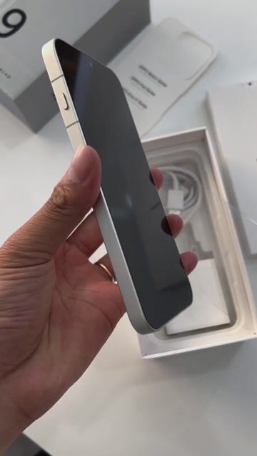 Oppo Find X9 Pro 5G 512GB Trắng. Mua bán Điện thoại tại Huyện Hóc Môn Tp Hồ Chí Minh được đăng bởi Tuấn hình 1