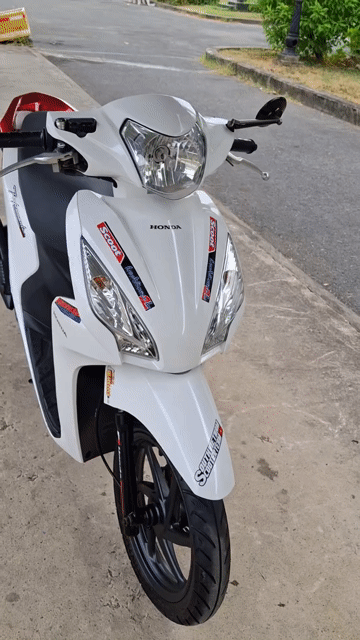 Honda Vision 2019 Trắng Smartkey. Mua bán Xe máy tại Huyện Nhà Bè Tp Hồ Chí Minh được đăng bởi tuân anh  hình 1