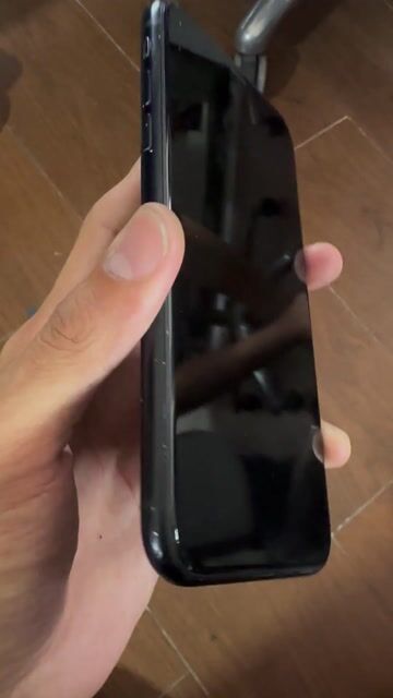 iPhone XR lock. Mua bán Điện thoại tại Quận Tân Bình Tp Hồ Chí Minh được đăng bởi Phát hình 1