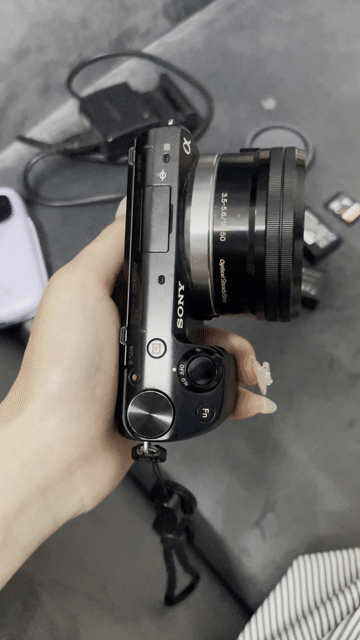 Máy ảnh Sony NEX-5R Đen. Mua bán Máy ảnh, Máy quay tại Quận Hà Đông Hà Nội được đăng bởi 01 Nguyễn Quỳnh Mai hình 1