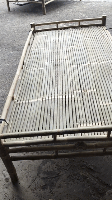 Giường tre màu Nâu nhạt. Mua bán Mẹ và bé tại Quận 12 Tp Hồ Chí Minh được đăng bởi Bố Kẹo Chíp hình 1