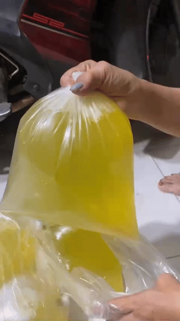 Lòng trắng trứng gà tươi Vàng nhạt. Mua bán Đồ ăn, thực phẩm và các loại khác tại Quận 8 Tp Hồ Chí Minh được đăng bởi Trong Nghia Tran hình 1