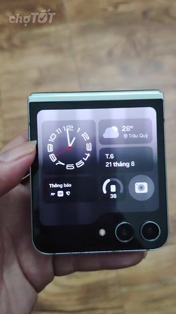 Samsung Galaxy Z Flip5 256GB. Mua bán Điện thoại tại Quận Long Biên Hà Nội được đăng bởi dung hình 1