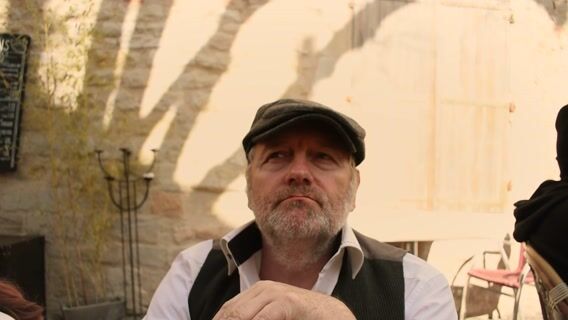 Les bâtisseurs d'histoires.