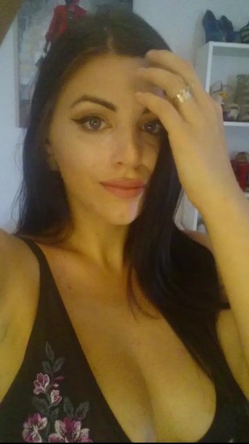 Model - JolieSophie roleplay