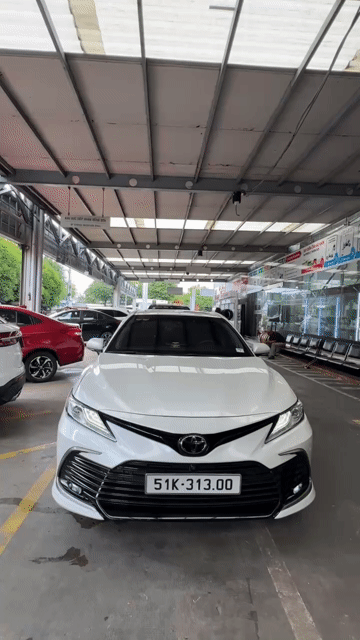Toyota Camry 2.5Q 2022 trắng, gia đình 1 chủ, đẹp. Mua bán Ô tô tại Quận Tân Phú Tp Hồ Chí Minh được đăng bởi Thành Nam Toyota  hình 1