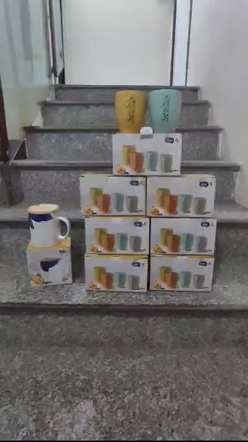 14 cốc sứ (tặng kèm ly sứ có nắp). Mua bán Dụng cụ nhà bếp tại Quận Hoàng Mai Hà Nội được đăng bởi Dương Tuấn Anh hình 1