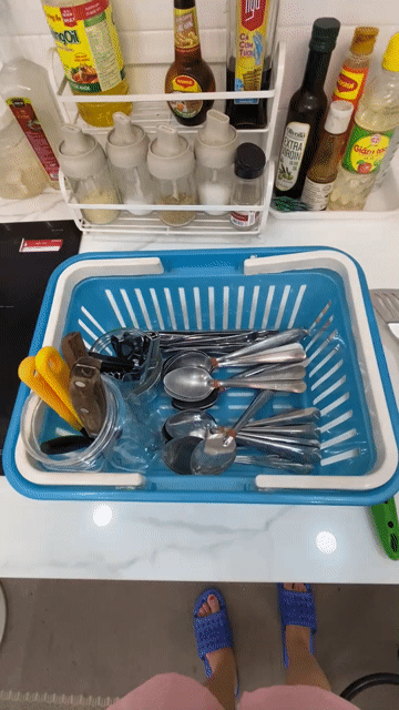 Dụng cụ nấu ăn, Muỗng nĩa dao bàn ăn còn mới, đẹp. Mua bán Dụng cụ nhà bếp tại Quận Bình Thạnh Tp Hồ Chí Minh được đăng bởi Ami Nguyen hình 1