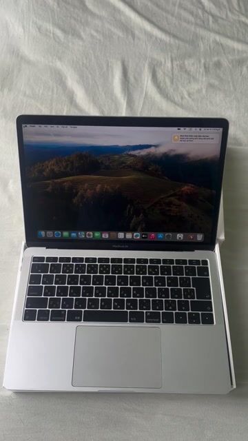 MacBook Air 2018 i5 13 inch 8GB/256GB fullbox. Mua bán Laptop tại Thành phố Thủ Đức Tp Hồ Chí Minh được đăng bởi KHÔI MINH hình 1