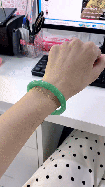 Vòng tay cẩm thạch cao cấp. Mua bán Phụ kiện thời trang khác tại Thành phố Hà Tiên Kiên Giang được đăng bởi Dương Thị Cẩm Thu hình 1