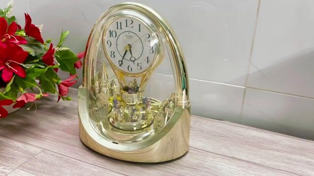 Đồng hồ để bàn Citizen Vàng. Mua bán Nội thất, đồ gia dụng khác tại Quận 5 Tp Hồ Chí Minh được đăng bởi nguyễn Tài hình 1