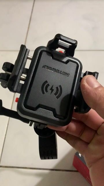 Giá Đỡ Điện Thoại Motowolf MH1B Có Sạc Kẹp Ghi Đôn. Mua bán Phụ tùng xe tại Quận 12 Tp Hồ Chí Minh được đăng bởi Nguyễn Thảo hình 1