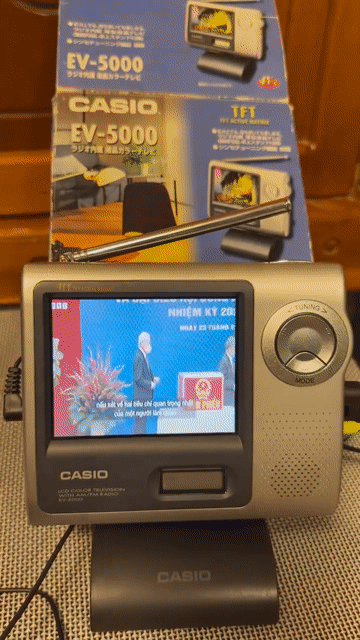 Tivi mini Casio EV-5000 Bạc. Mua bán Tivi, Âm thanh tại Quận 1 Tp Hồ Chí Minh được đăng bởi bính đông tuyền hình 1