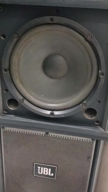 Thanh lý đôi Loa 25cm. Mua bán Tivi, Âm thanh tại Huyện Hoài Đức Hà Nội được đăng bởi Niềm vui trao đổi hình 1