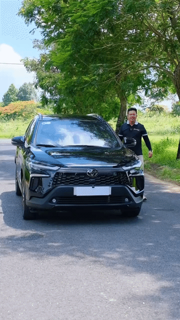 Toyota Corolla Cross 2024 Đen 24.000 km. Mua bán Ô tô tại Quận Bình Tân Tp Hồ Chí Minh được đăng bởi Phạm Lê Thương hình 1