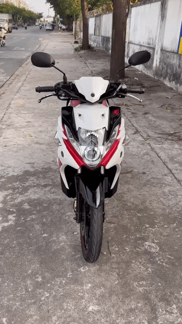 Yamaha Nozza Trắng Đỏ Đen. Mua bán Xe máy tại Thị xã Bến Cát Bình Dương được đăng bởi xe máy trả góp tín nghĩa  hình 1