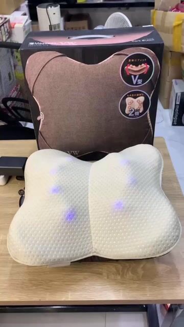 Gối massage Momi Lourder Premium Nâu. Mua bán Nội thất, đồ gia dụng khác tại Thành phố Trà Vinh Trà Vinh được đăng bởi Huỳnh Phạm hình 1