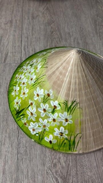 Nón lá Tre Thủ công Truyền thống. Mua bán Phụ kiện thời trang khác tại Quận Bình Thạnh Tp Hồ Chí Minh được đăng bởi oanh hình 1