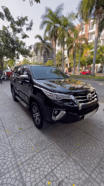 Toyota Fortuner 2017 Đen nâu ,bao rút gốc. Mua bán Ô tô tại Quận 7 Tp Hồ Chí Minh được đăng bởi Trung Anh hình 1
