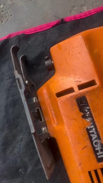 Máy cưa lọng Hitachi Cam Điện 220V Đã sử dụng. Mua bán Đồ chuyên dụng, Giống nuôi trồng tại Huyện Tri Tôn An Giang được đăng bởi Chi hình 1